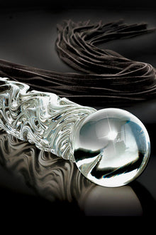 Icicles Glass Dildo & Whip No 38